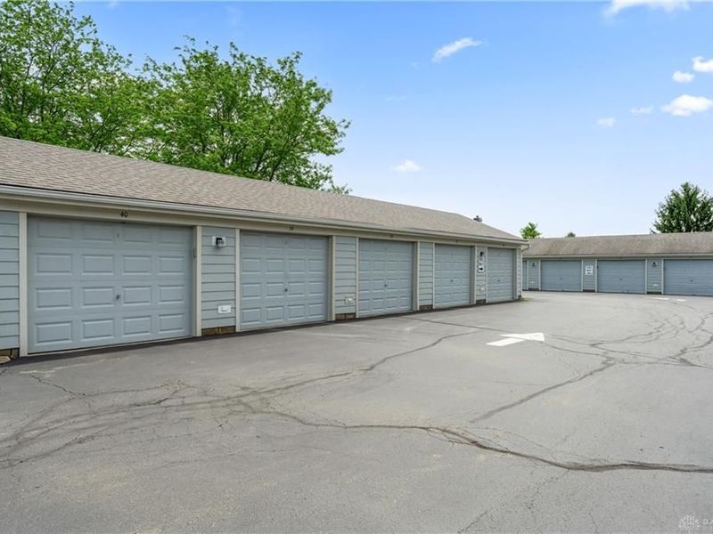 6615 Hedington Square, Unit 7, Centerville, OH 45459 Photo 3
