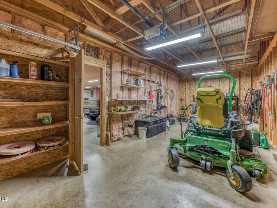 Property Image 101