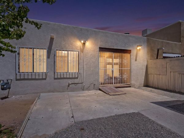 250 La Vida Nueva Del Oeste SW, Albuquerque, NM 87105