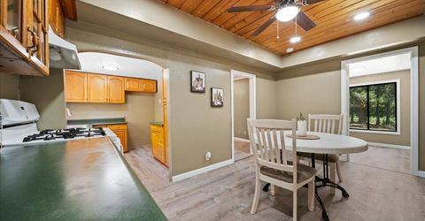 10492 Boulder St, Nevada City, CA 95959 Photo
