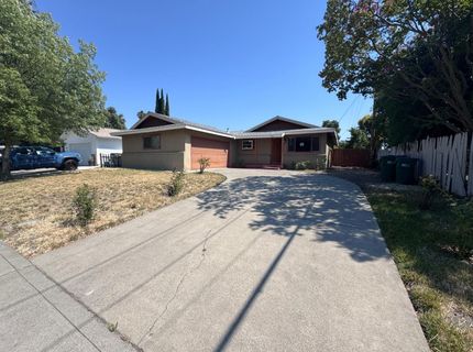 842 W Los Felis Ave, Stockton, CA 95210 Photo