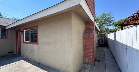 842 W Los Felis Ave, Stockton, CA 95210 Photo