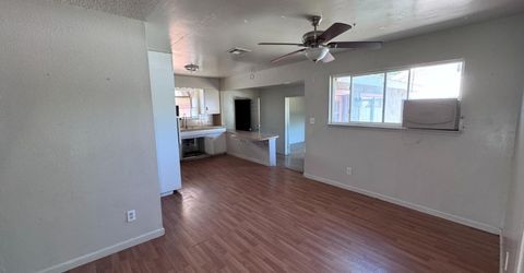 842 W Los Felis Ave, Stockton, CA 95210 Photo