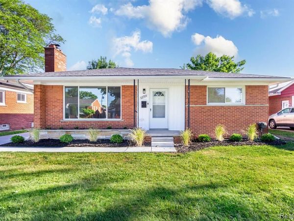 22701 Amherst Street, St. Clair Shores, MI 48081