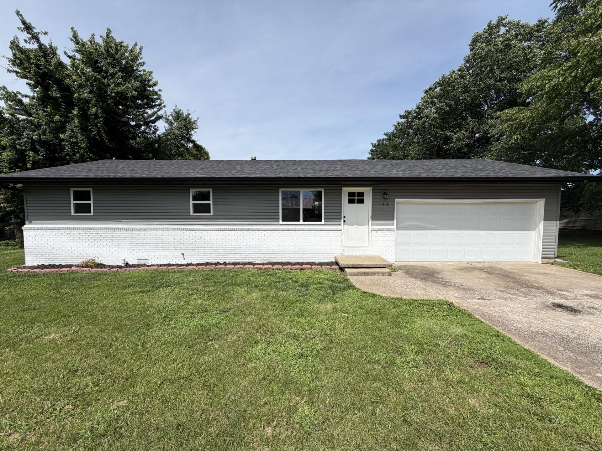 125 N Grand Prairie Drive, Willard, MO 65781 Main Photo