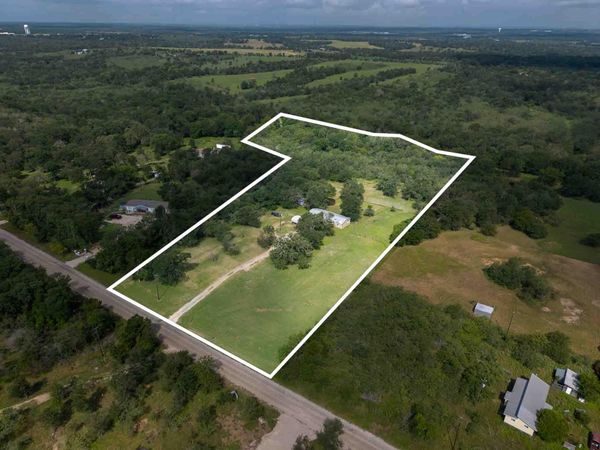 277 Mesquite DR , Cedar Creek, TX 78612