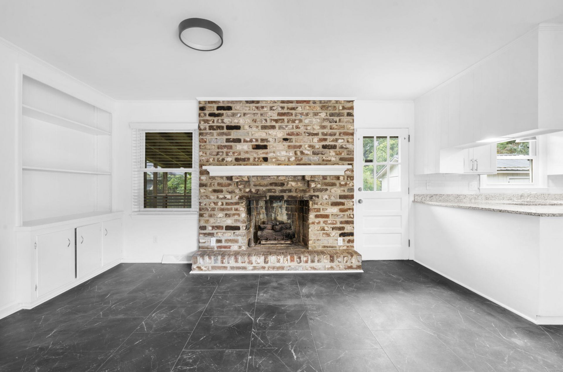 1810 Wedgefield Road Photo 10