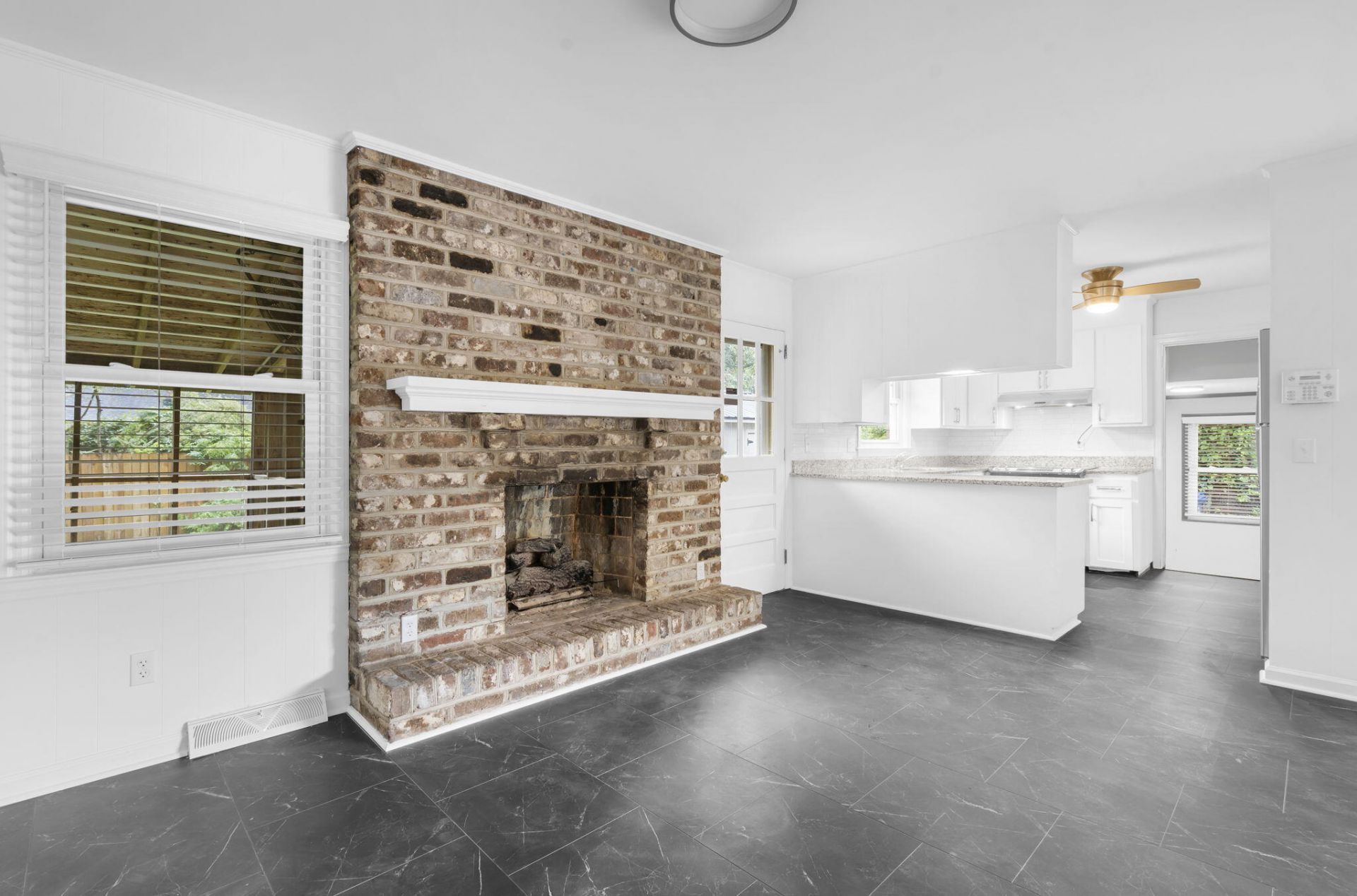 1810 Wedgefield Road Photo 11