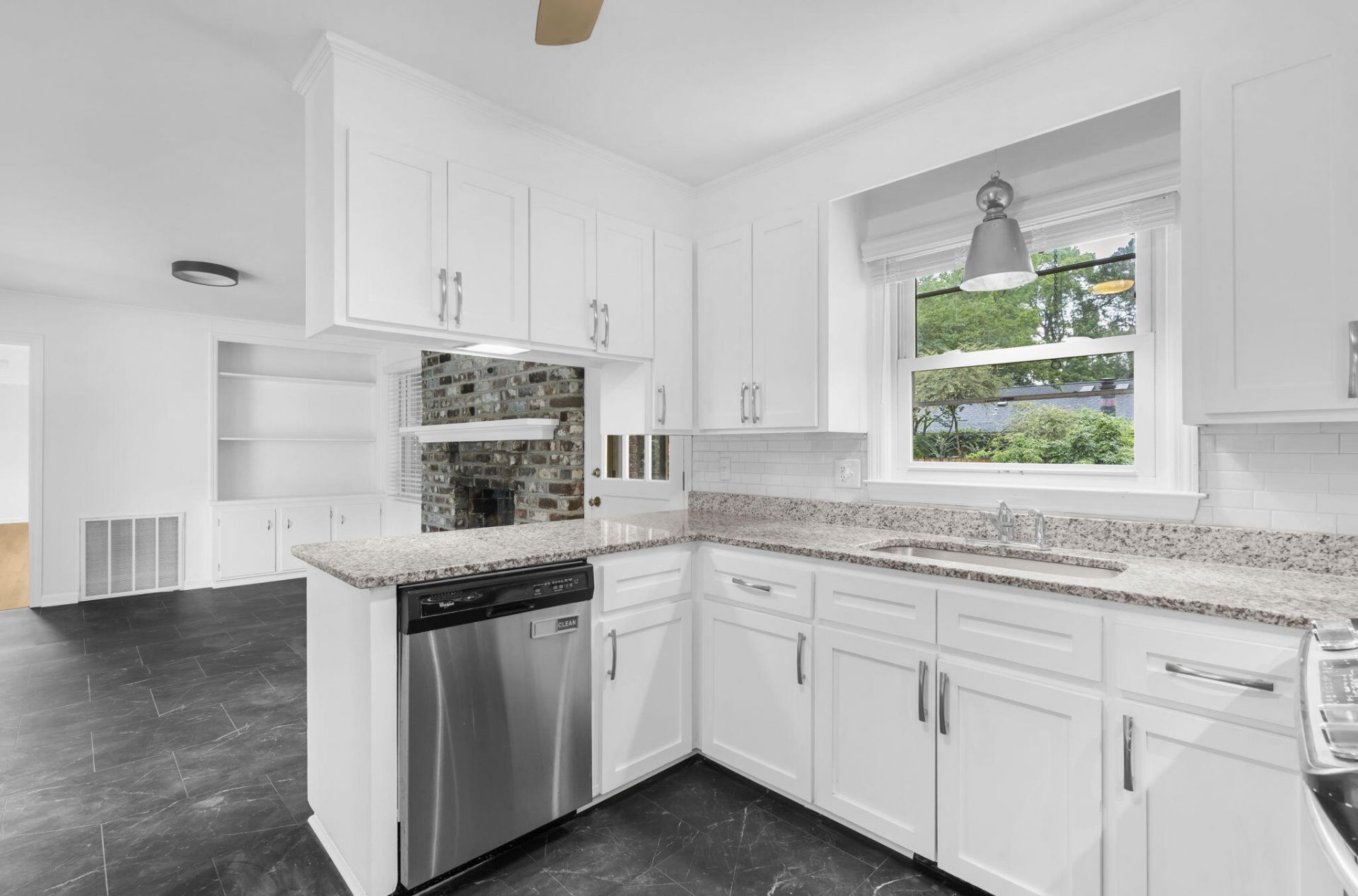 1810 Wedgefield Road Photo 17