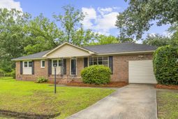 1810 Wedgefield Road photo 4