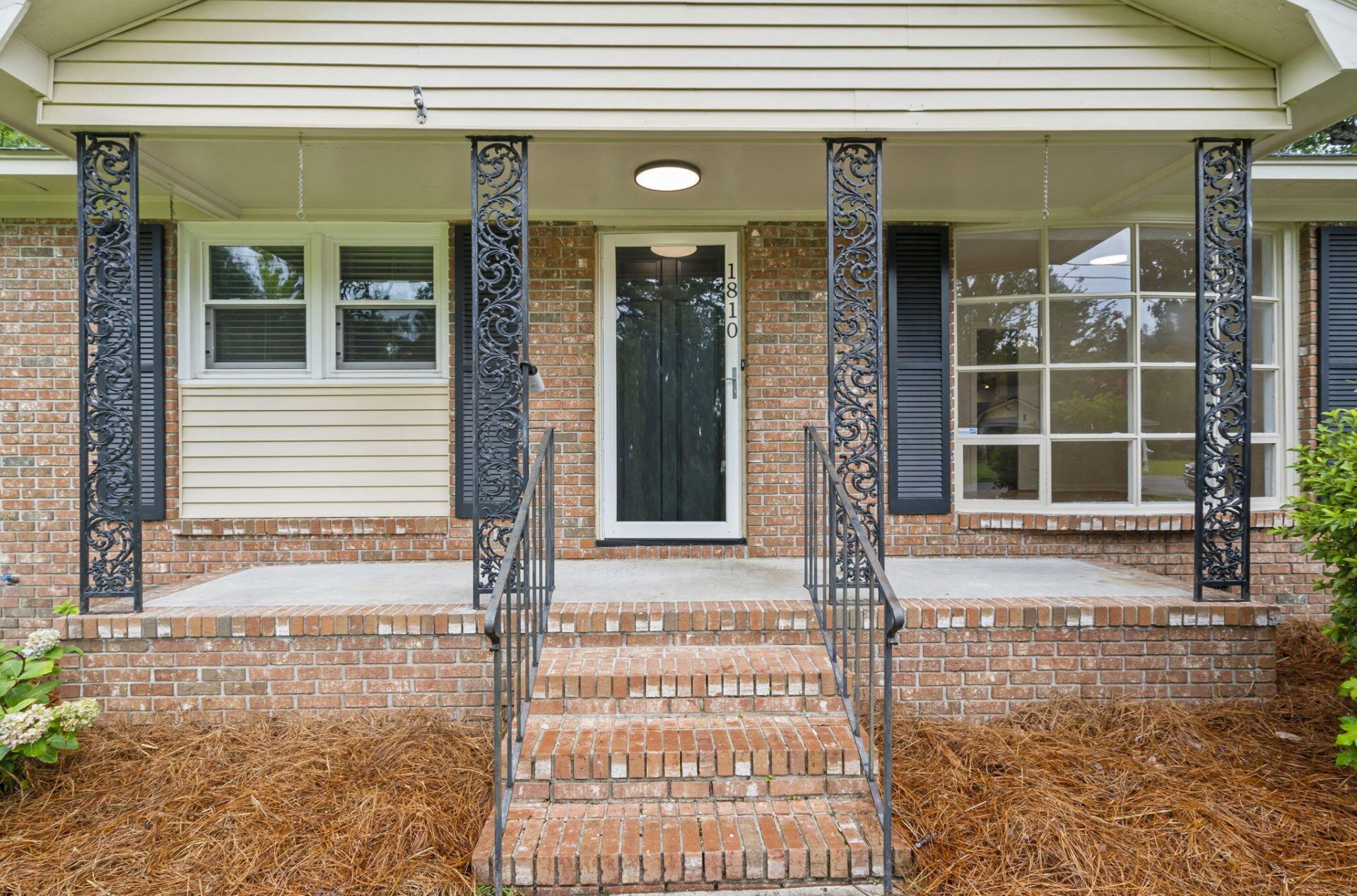 1810 Wedgefield Road Photo 4