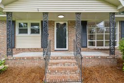 1810 Wedgefield Road photo 4
