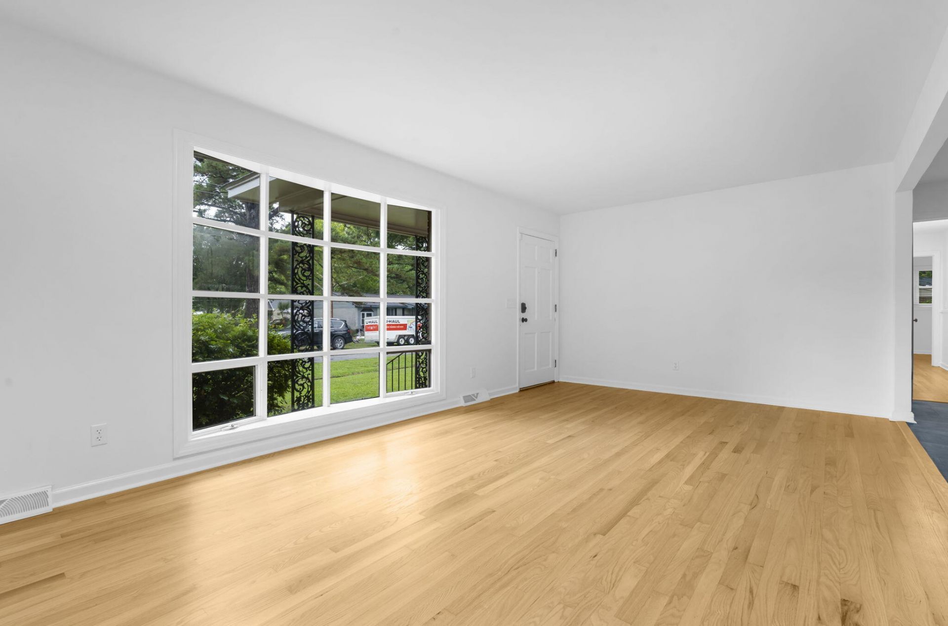 1810 Wedgefield Road Photo 7