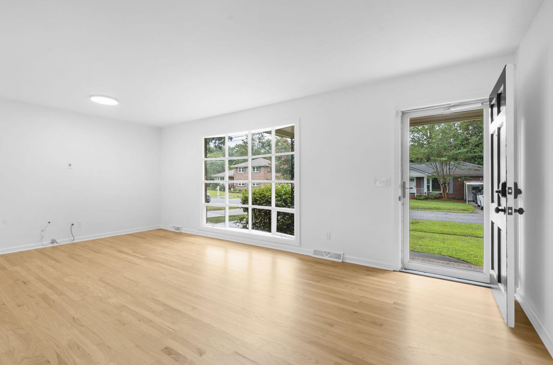 1810 Wedgefield Road Photo 9