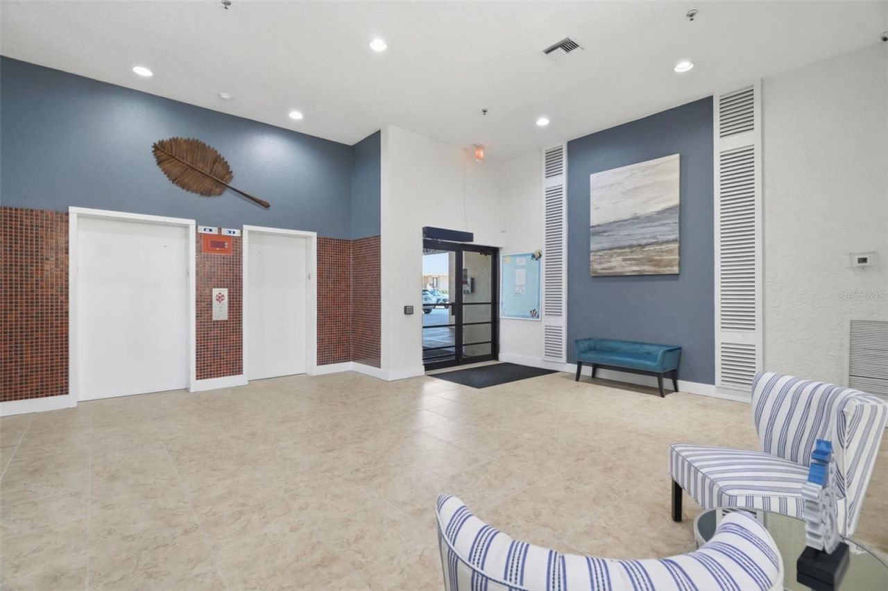 6372 Palma Del Mar Boulevard S, Unit 606, Saint Petersburg, FL 33715 Photo
