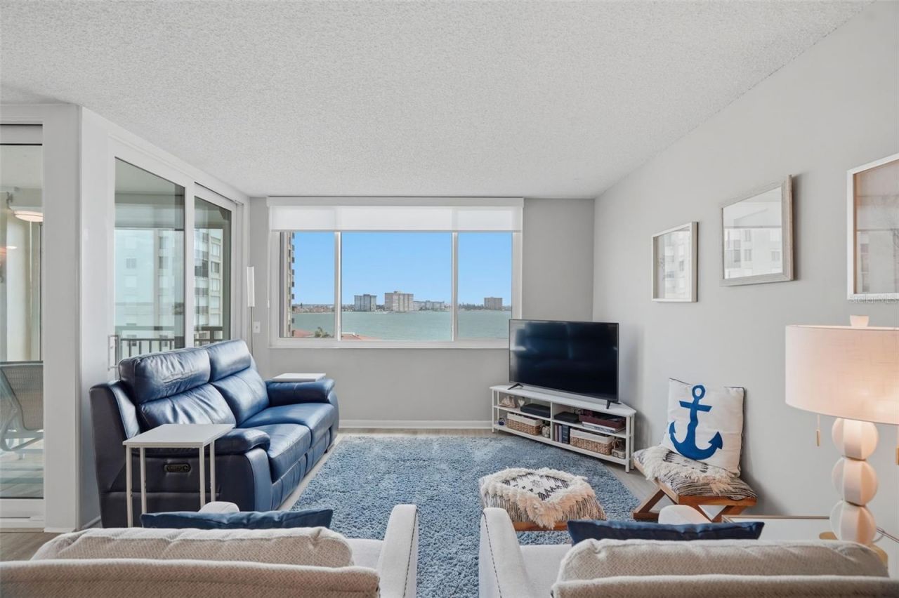 6372 Palma Del Mar Boulevard S, Unit 606, Saint Petersburg, FL 33715 Photo