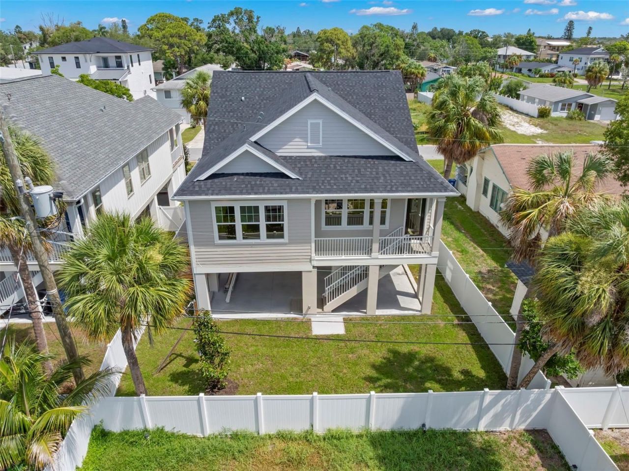 1868 Mississippi Avenue Ne, Saint Petersburg, FL 33703 Photo