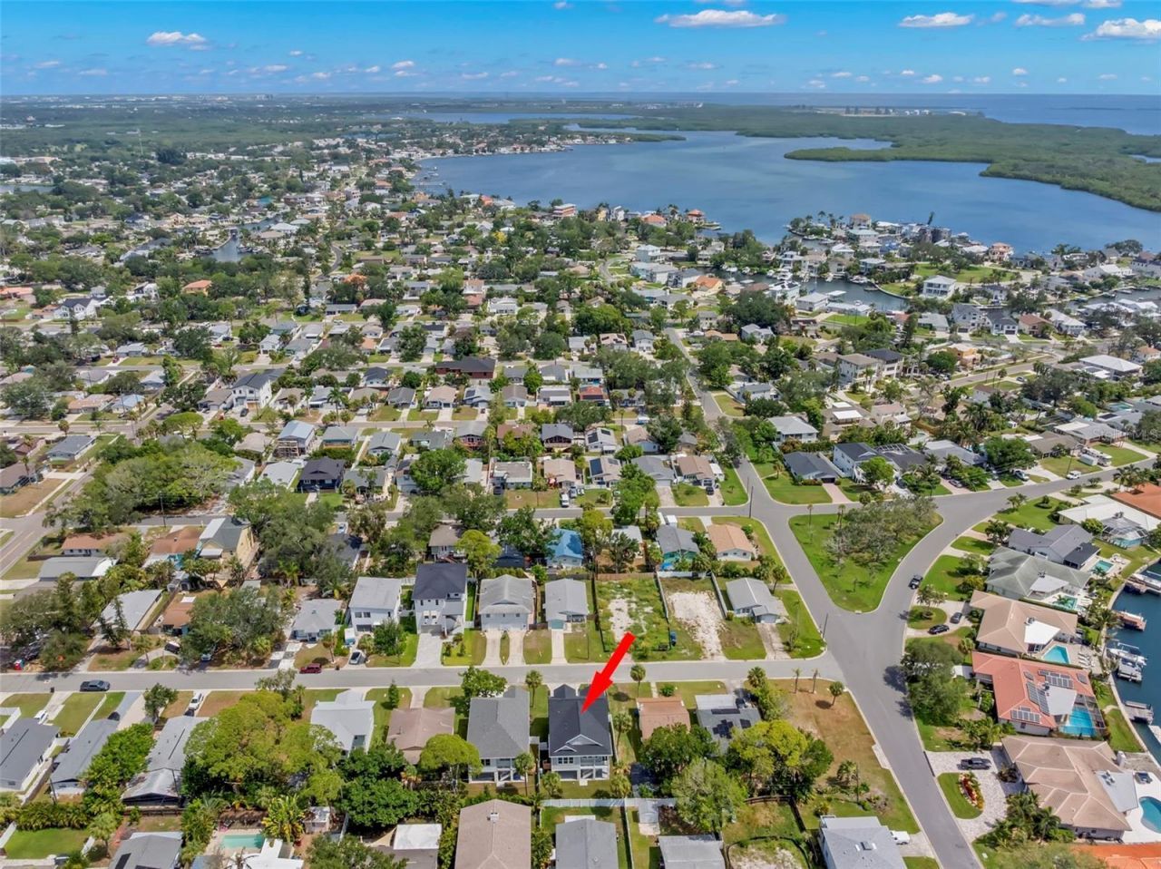 1868 Mississippi Avenue Ne, Saint Petersburg, FL 33703 Photo