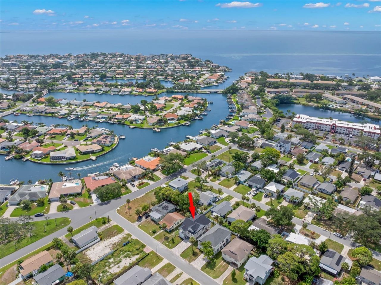 1868 Mississippi Avenue Ne, Saint Petersburg, FL 33703 Photo