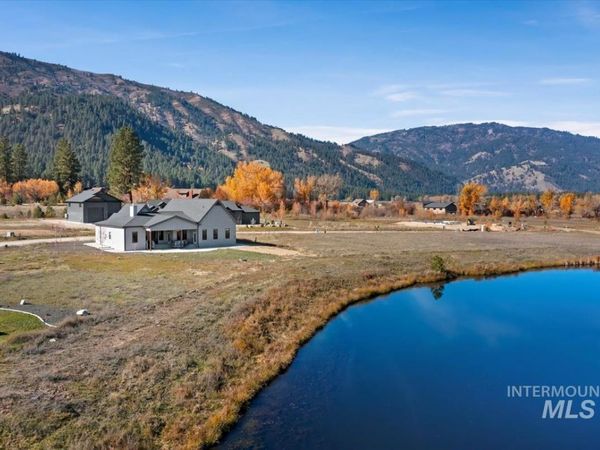 42 Singing Springs Way, Garden Valley, ID 83622