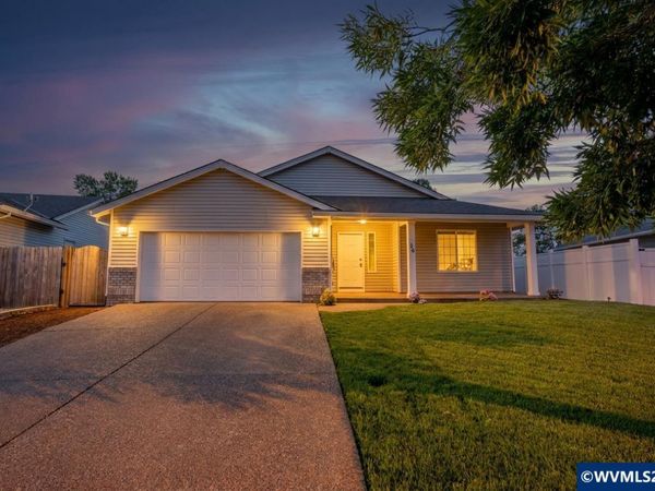 36 E Jadon Dr, Lebanon, OR 97355