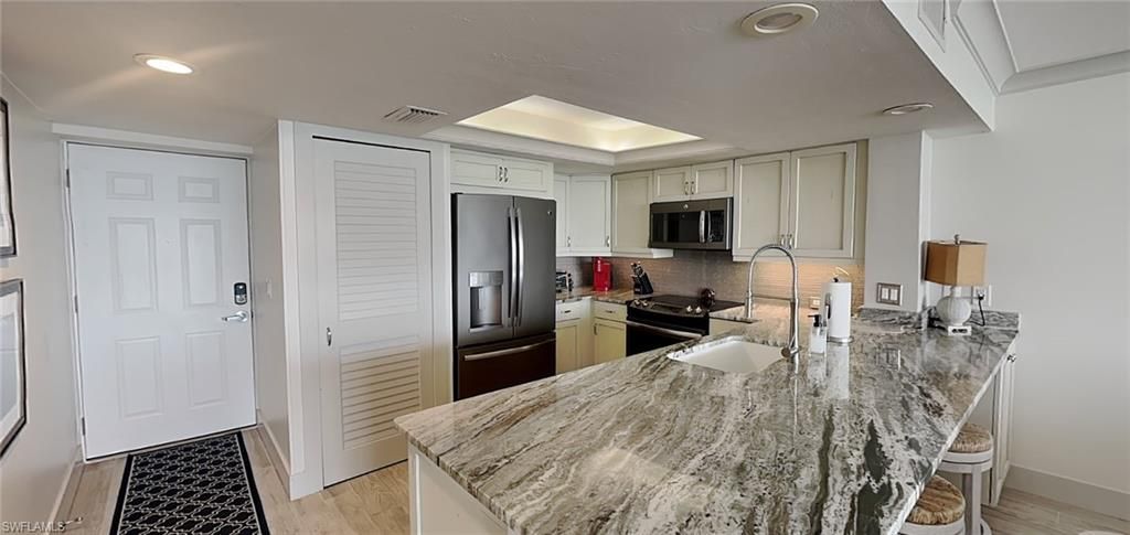 17170 Harbour Point Dr, Unit 234, Fort Myers, FL 33908 Photo
