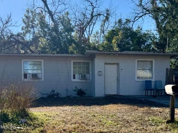 810 LAUREL Street, Jacksonville, FL 32208