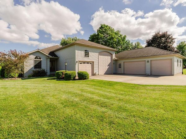 4924 State Route 101, Castalia, OH 44824
