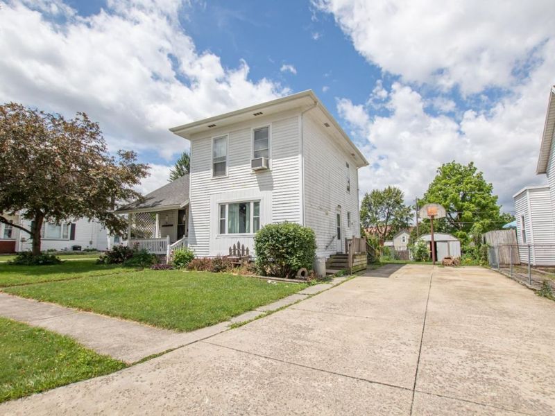 909 Maple Street, Bucyrus, OH 44820 Photo 3