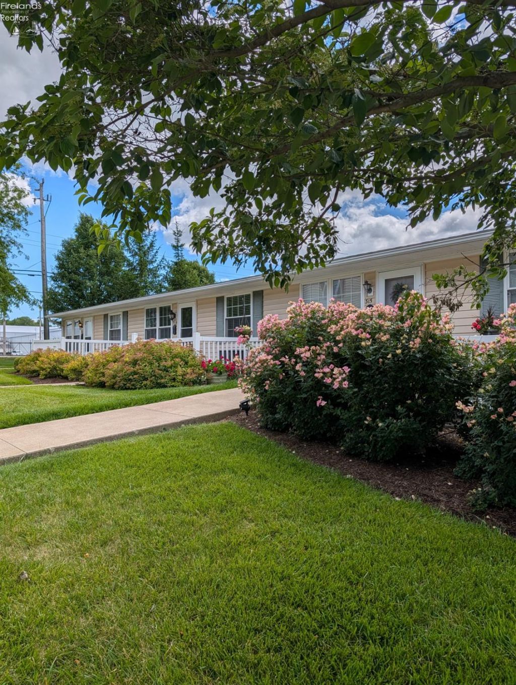 319 N Lake Pine Drive, Marblehead, OH 43440 Main Photo