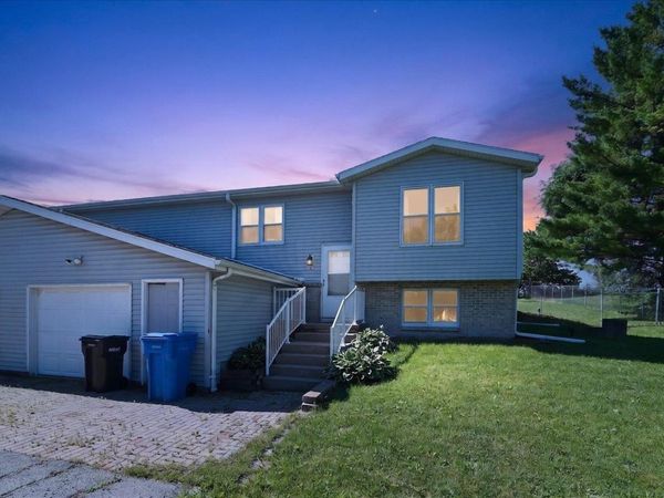 2267 Manley Drive, Sun Prairie, WI 53590