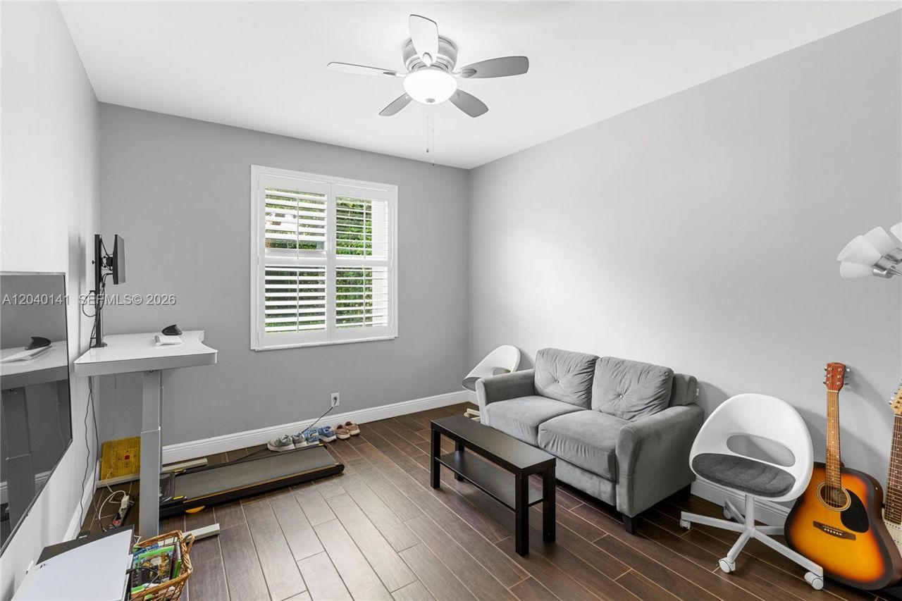 4228 Laurel Ridge Cir, Weston, FL 33331 Photo