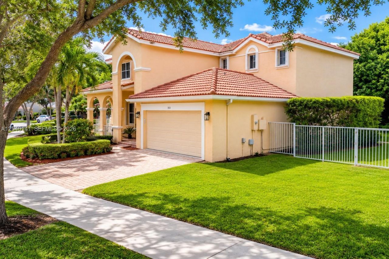 4228 Laurel Ridge Cir, Weston, FL 33331 Photo