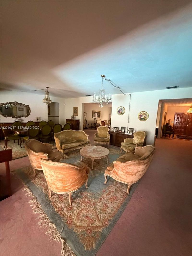8745 SW 109th St , Miami, FL 33176 Photo