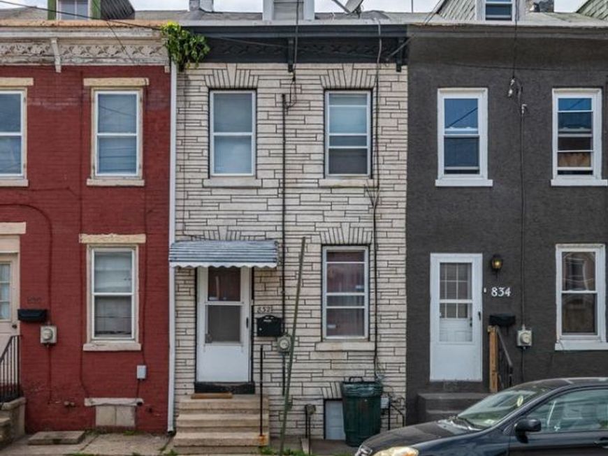 832 Nicolls Street, Reading, PA 19604 Main Photo