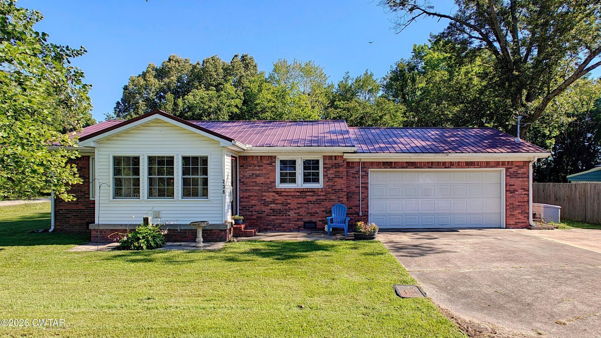 236 W Chestnut Street, Puryear, TN 38251 Main Photo
