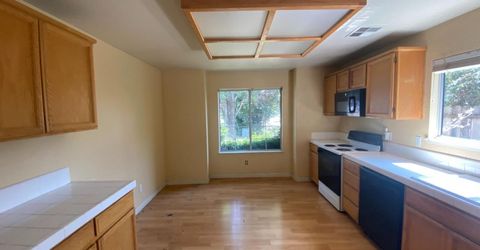 811 Dove Ln, Ione, CA 95640 Photo