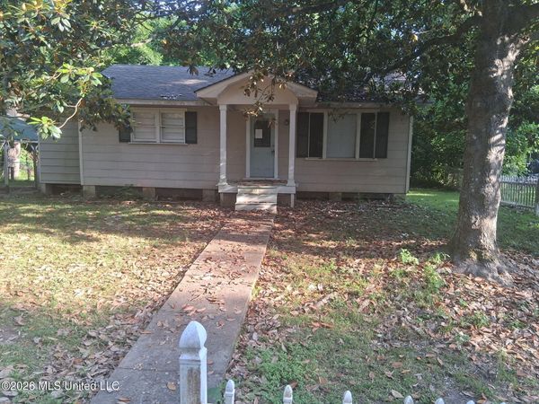 808 Highway 61 N , Natchez, MS 39120