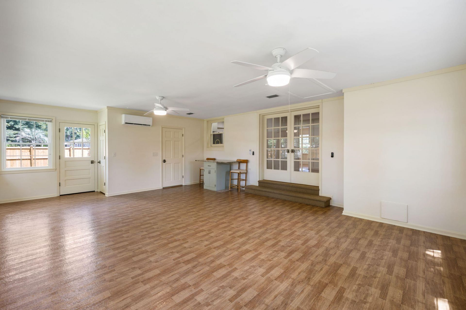 1335 Old Colony Road Photo 13