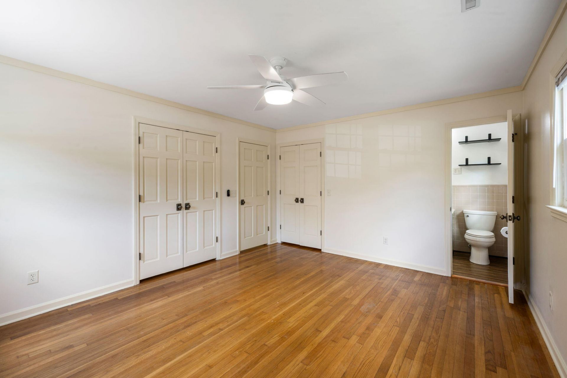 1335 Old Colony Road Photo 23