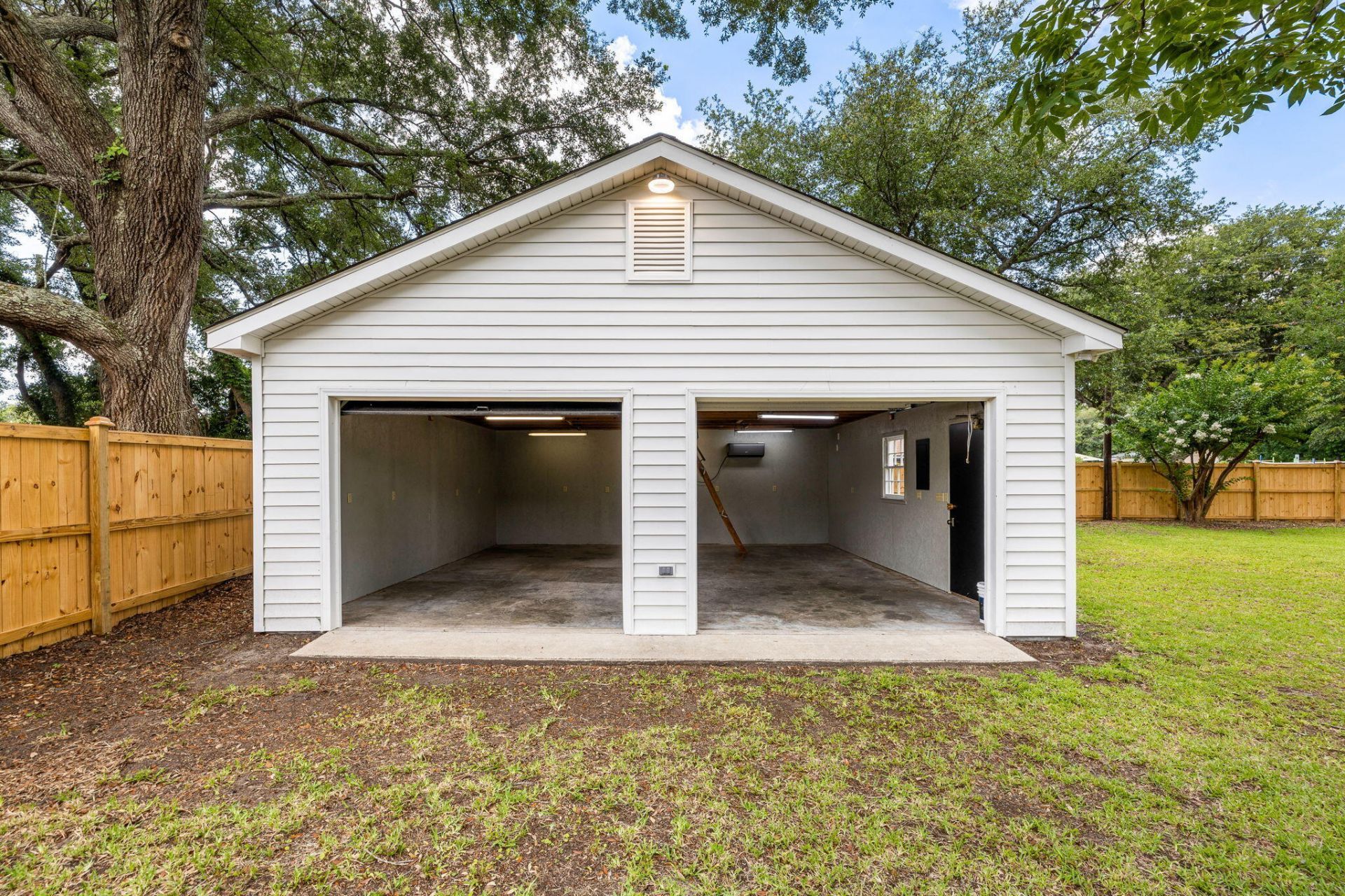 1335 Old Colony Road Photo 34