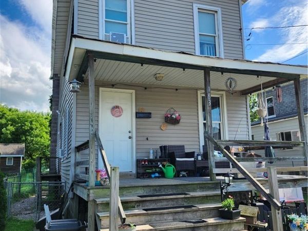 163 Barlow Street , Canastota, NY 13032