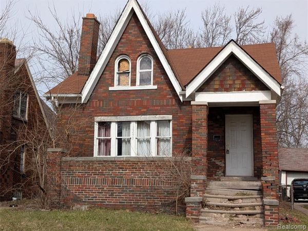 12293 Kilbourne Street, Detroit, MI 48213