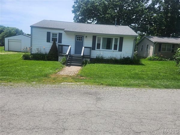 106 S Pearl Street, Bowling Green, MO 63334