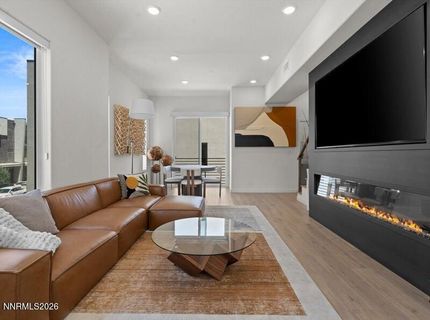 156 Rissone Lane, Reno, NV 89503 Photo