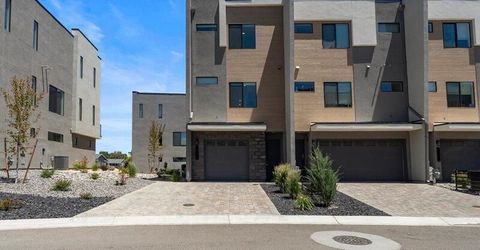 156 Rissone Lane, Reno, NV 89503 Photo