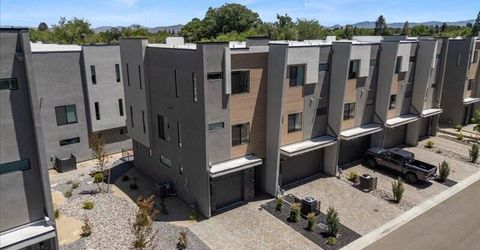 156 Rissone Lane, Reno, NV 89503 Photo
