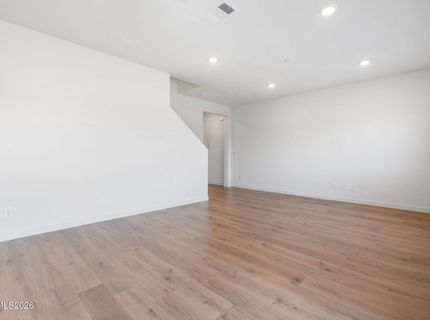 7745 Wandering Way, Reno, NV 89506 Photo
