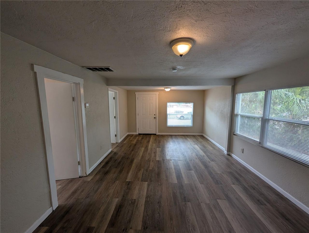 1013 20th Avenue S, Saint Petersburg, FL 33705 Photo
