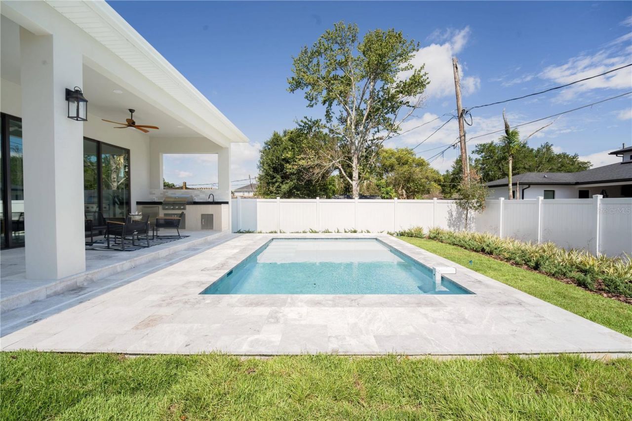 9 E Steele Street, Orlando, FL 32804 Photo